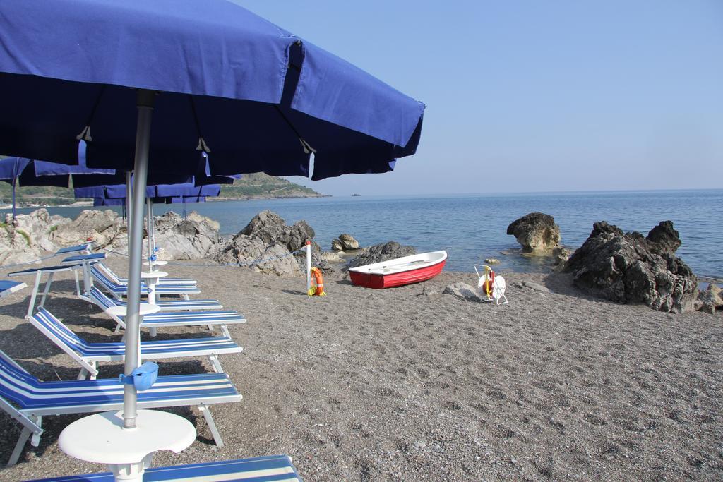Hotel Mediterraneo Sapri Exteriör bild