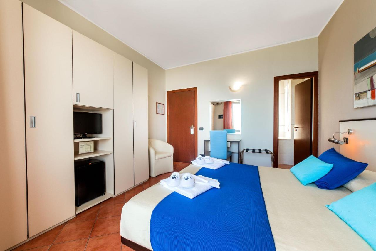 Hotel Mediterraneo Sapri Exteriör bild